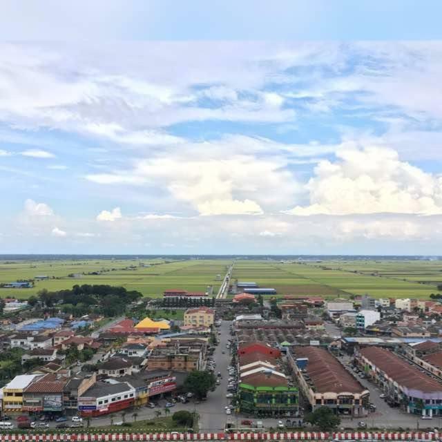 Windmill Sunrise Paddyview Homestay Sekinchan Luaran gambar