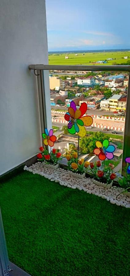 Windmill Sunrise Paddyview Homestay Sekinchan Luaran gambar
